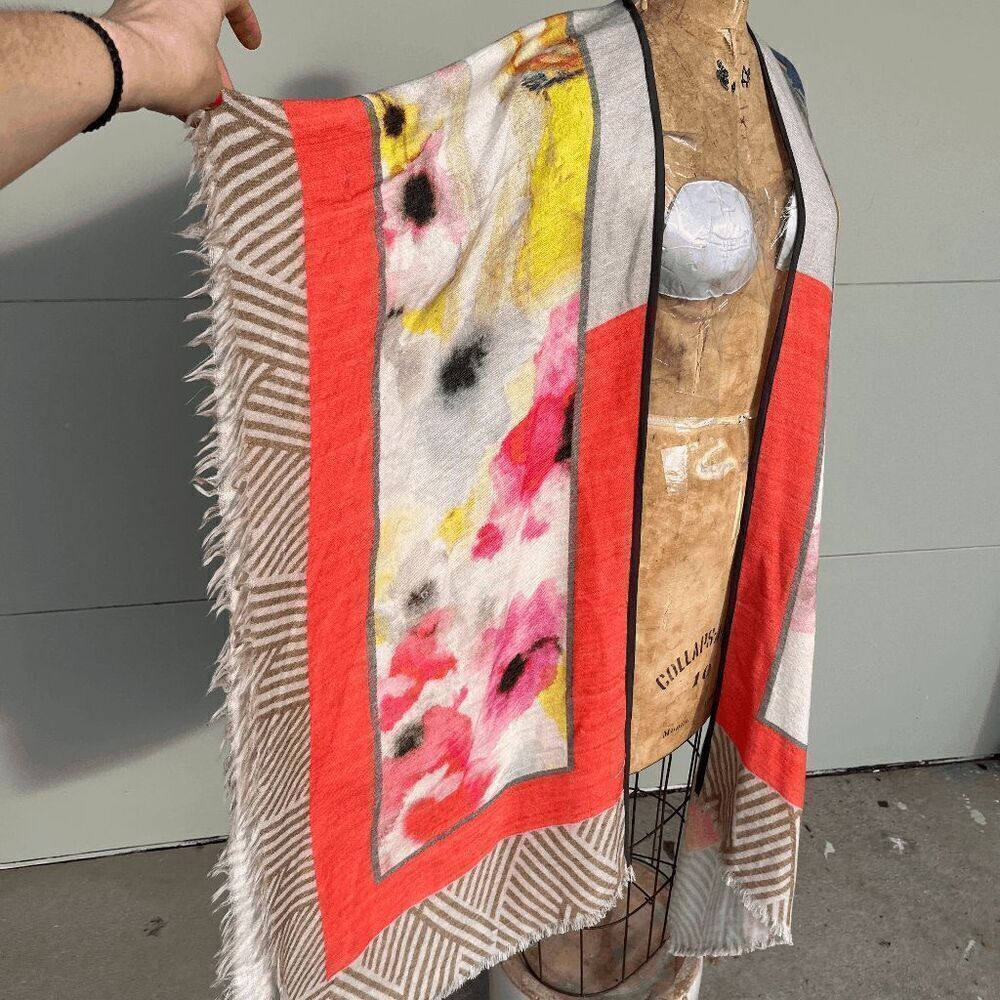 Blank London Vibrant Abstract Print Wool Blend Poncho - One Size